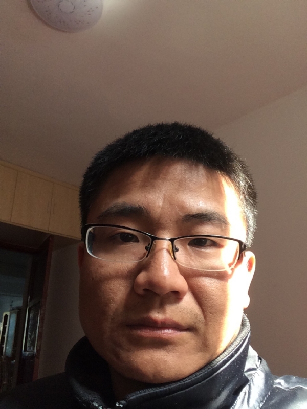 余浩浩的第一张照片--新乡相亲服务中心