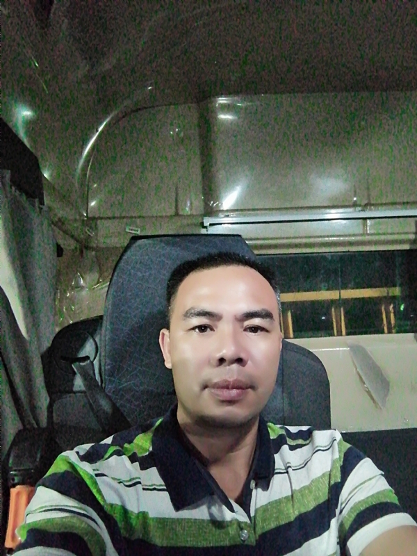 疯一般的爱恋的第一张照片--新乡相亲服务中心