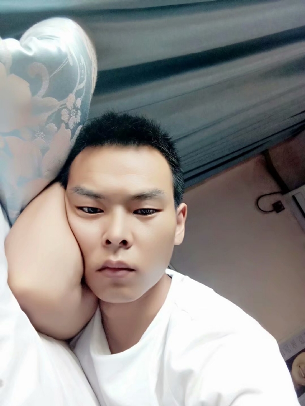 琪子心的第一张照片--新乡相亲服务中心