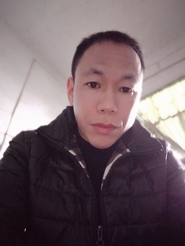 相信真爱的第一张照片--新乡相亲服务中心