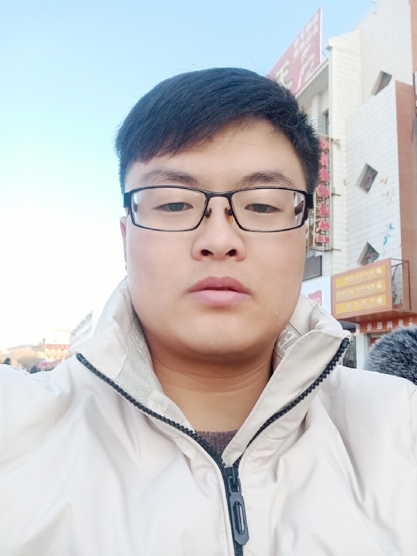 执子之手与子偕老的第一张照片--新乡相亲服务中心