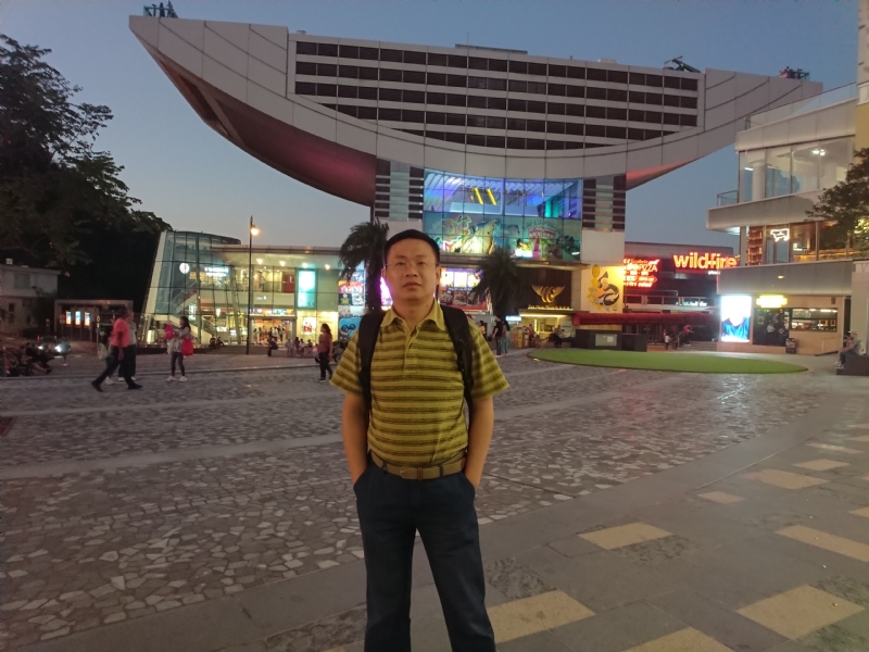 人间四月天的第一张照片--新乡相亲服务中心