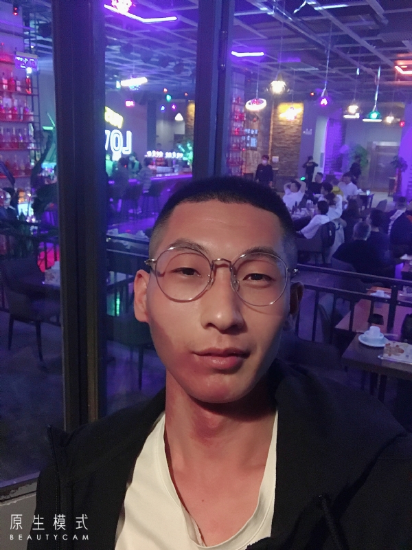 东北小伙的第一张照片--新乡相亲服务中心