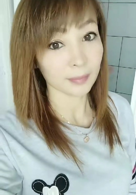 魅力白玲的第一张照片--新乡相亲服务中心