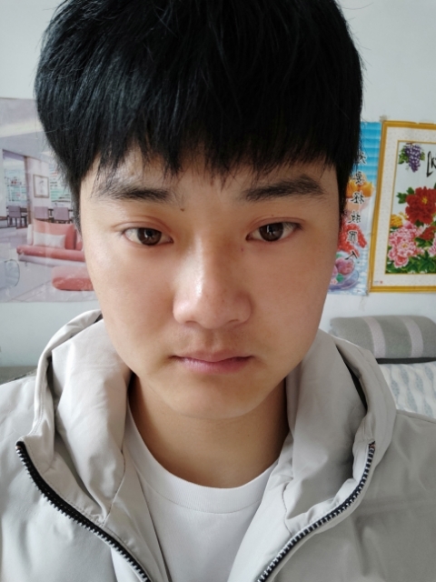 偏丶执的第二张照片--新乡相亲服务中心