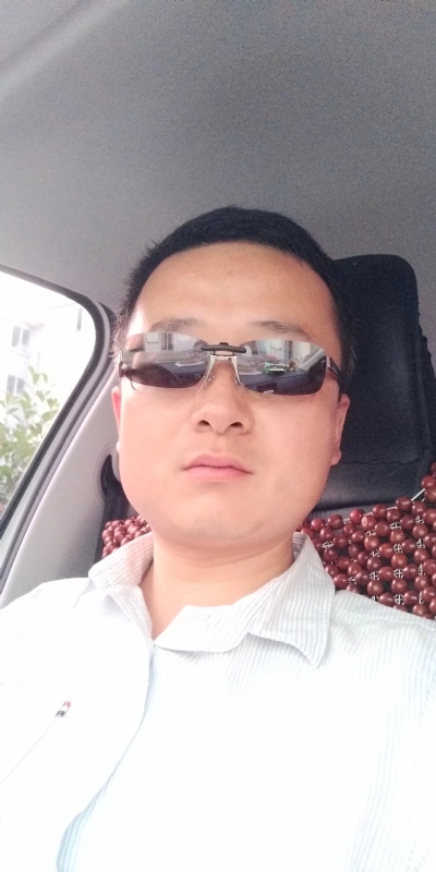 痛苦的单身狗的第一张照片--新乡相亲服务中心