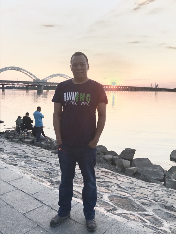 海天一色的第一张照片--新乡相亲服务中心