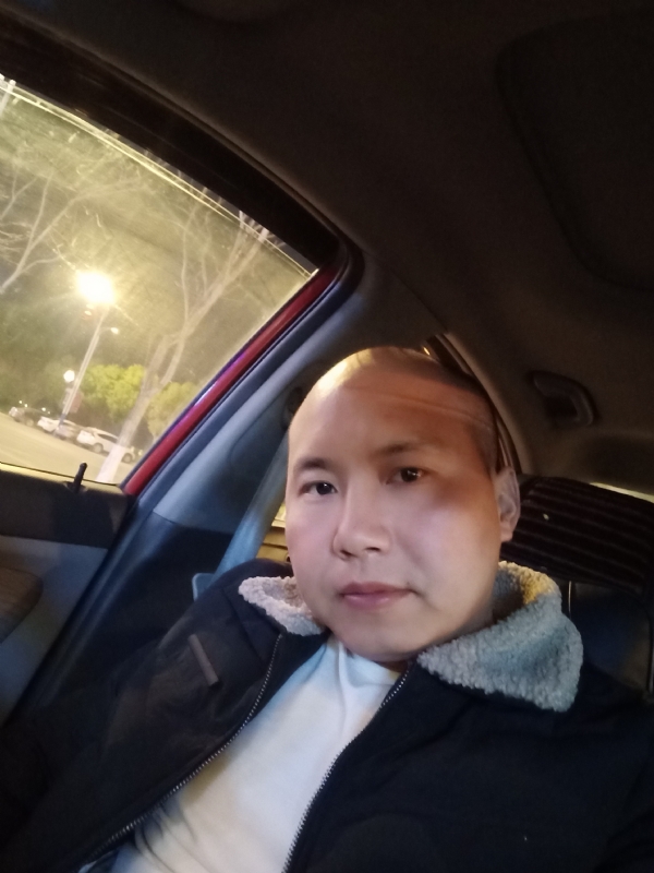 平平淡淡的第一张照片--新乡相亲服务中心