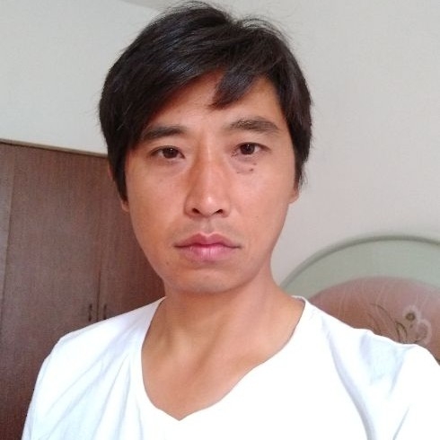 莞尔一笑的第一张照片--新乡相亲服务中心