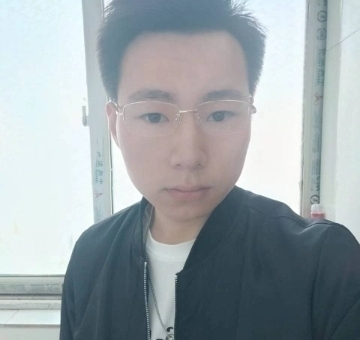 人在旅途的第一张照片--新乡相亲服务中心