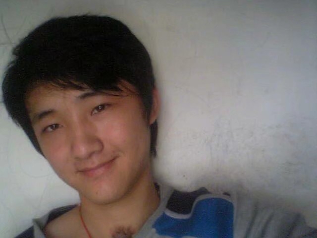 孙伟伟的第三张照片--新乡相亲服务中心