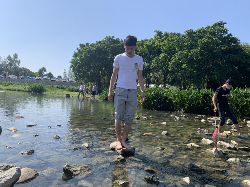 放假吃鸡的第一张照片--新乡相亲服务中心