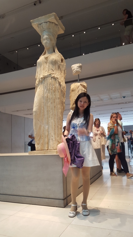 捻花微笑的第一张照片--新乡相亲服务中心