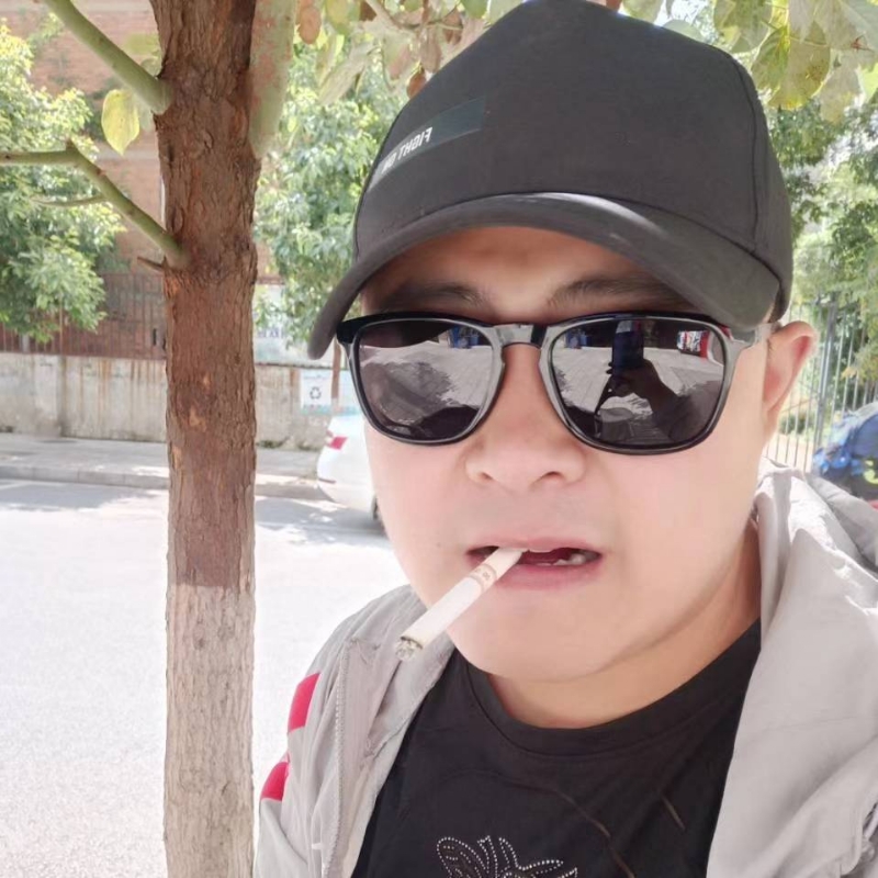 瞄小七的第一张照片--新乡相亲服务中心