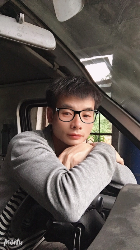 铭记于心的第一张照片--新乡相亲服务中心