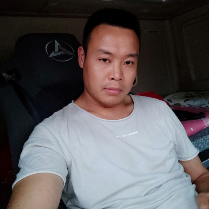 默默的第一张照片--新乡相亲服务中心