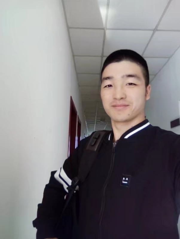 简单的鱼的第一张照片--新乡相亲服务中心