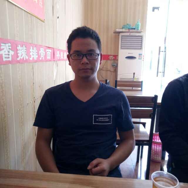 会哭的星星的第二张照片--新乡相亲服务中心