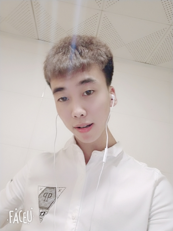 晚枫的第一张照片--新乡相亲服务中心