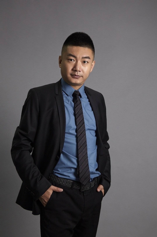 Clark的第一张照片--新乡相亲服务中心