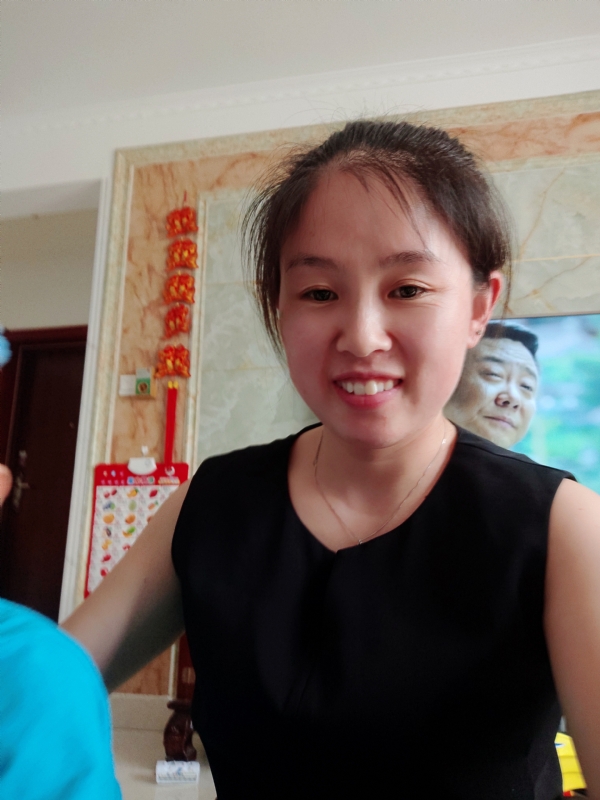 睿智的第一张照片--新乡相亲服务中心