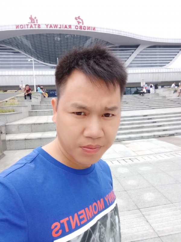 笑对人生的第一张照片--新乡相亲服务中心