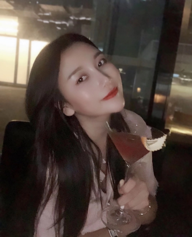 嫣然的第一张照片--新乡相亲服务中心