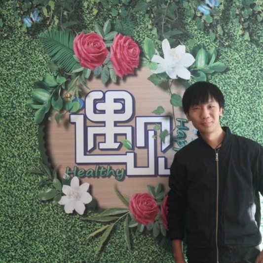 影视人~混爷张的第一张照片--新乡相亲服务中心