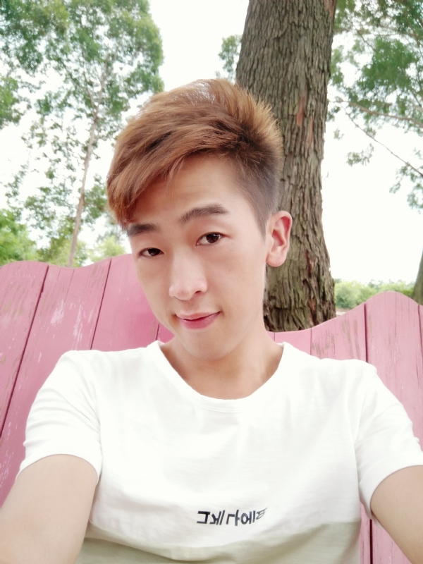 一觉睡到小时候的第二张照片--新乡相亲服务中心