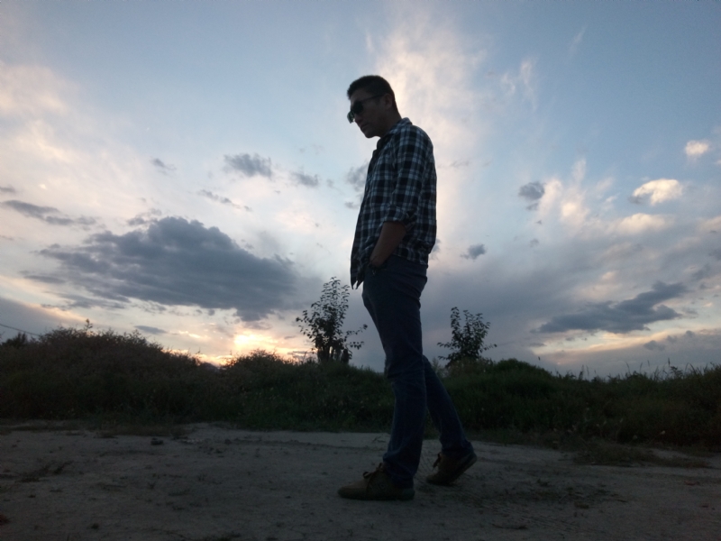 曼珠沙华的第一张照片--新乡相亲服务中心