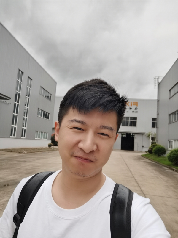 二叔的第二张照片--新乡相亲服务中心