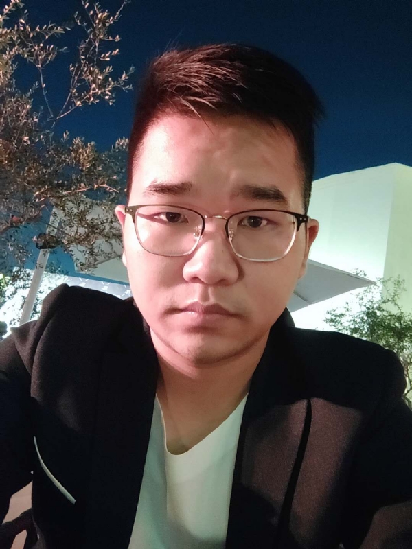 在路上的第一张照片--新乡相亲服务中心