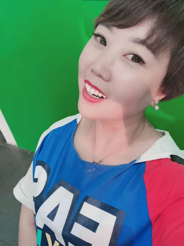 青青子衿的第一张照片--新乡相亲服务中心