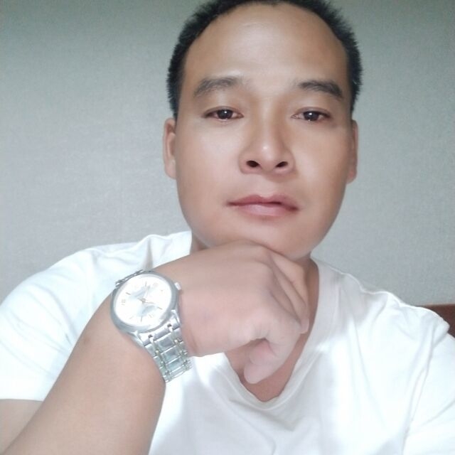 一点红的第一张照片--新乡相亲服务中心