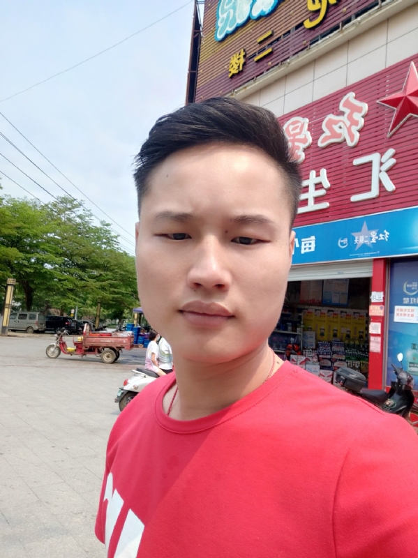 刘振军的第一张照片--新乡相亲服务中心