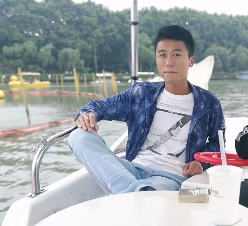 小熊微品的第一张照片--新乡相亲服务中心