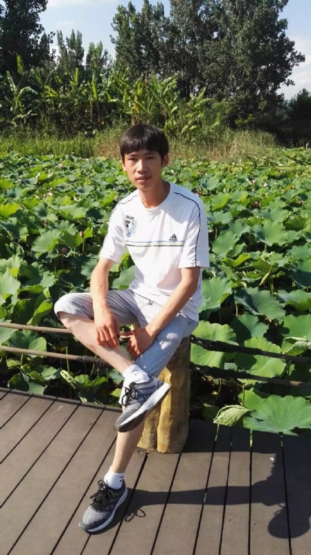 洛佐山娃的第一张照片--新乡相亲服务中心