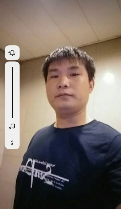 等着幸福来敲门的第一张照片--新乡相亲服务中心