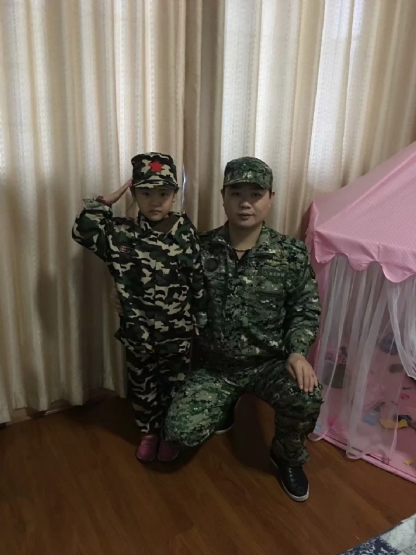 俗人的第一张照片--新乡相亲服务中心