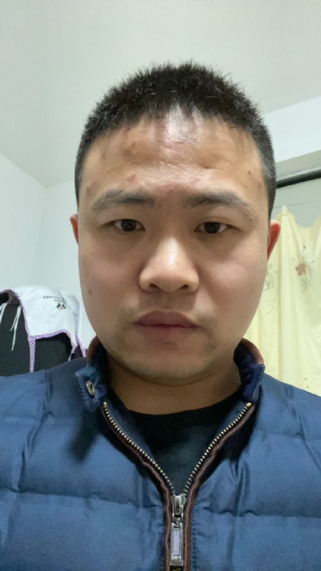 苹果的第一张照片--新乡相亲服务中心