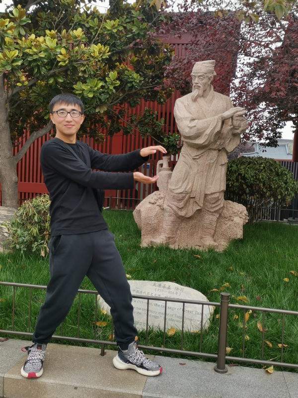 蜗牛壳的第一张照片--新乡相亲服务中心