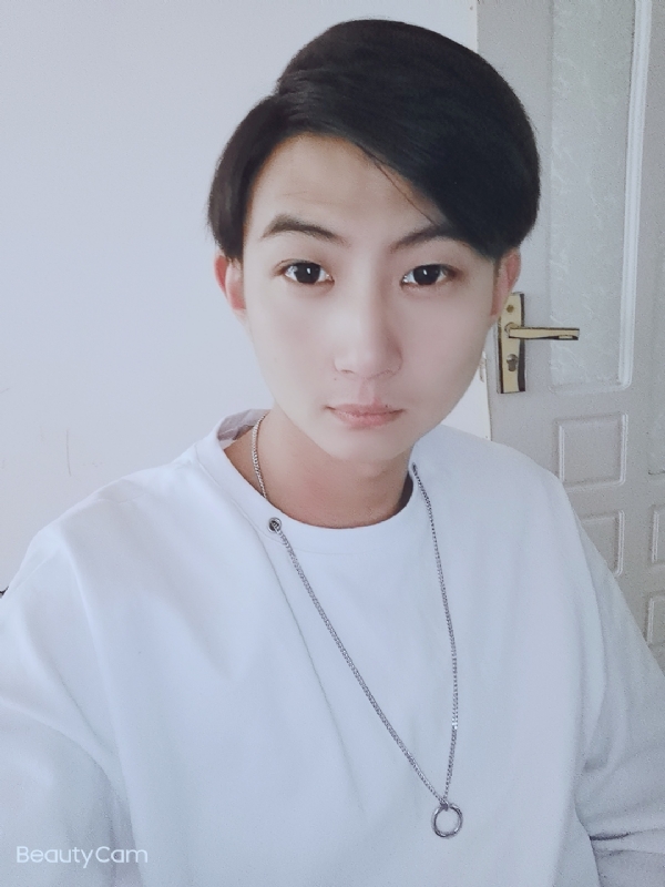 漠然的第三张照片--新乡相亲服务中心