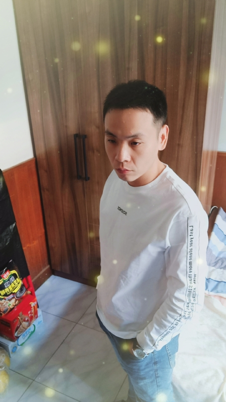 没有蜡笔的小航的第三张照片--新乡相亲服务中心