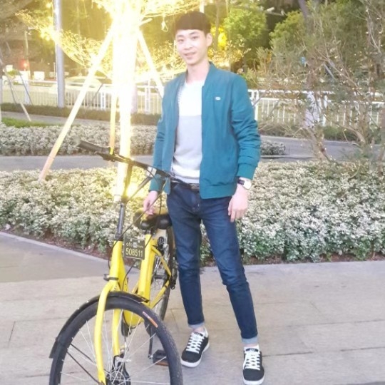 李伟的第一张照片--新乡相亲服务中心