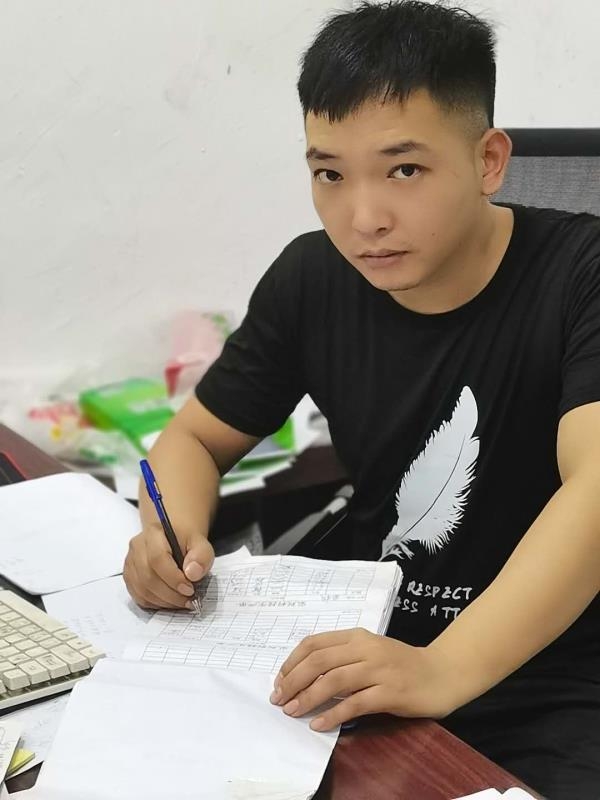 寻找另一伴的第一张照片--新乡相亲服务中心