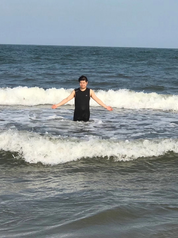 TS杰的第一张照片--新乡相亲服务中心