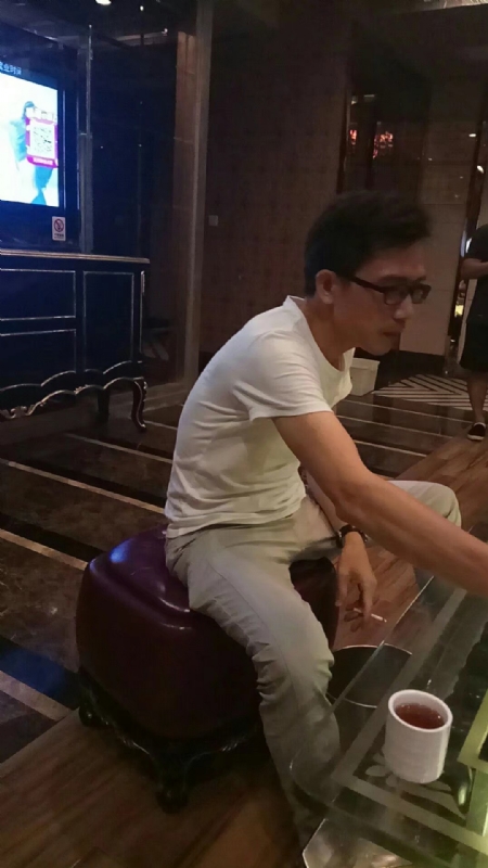 期待缘分的第一张照片--新乡相亲服务中心