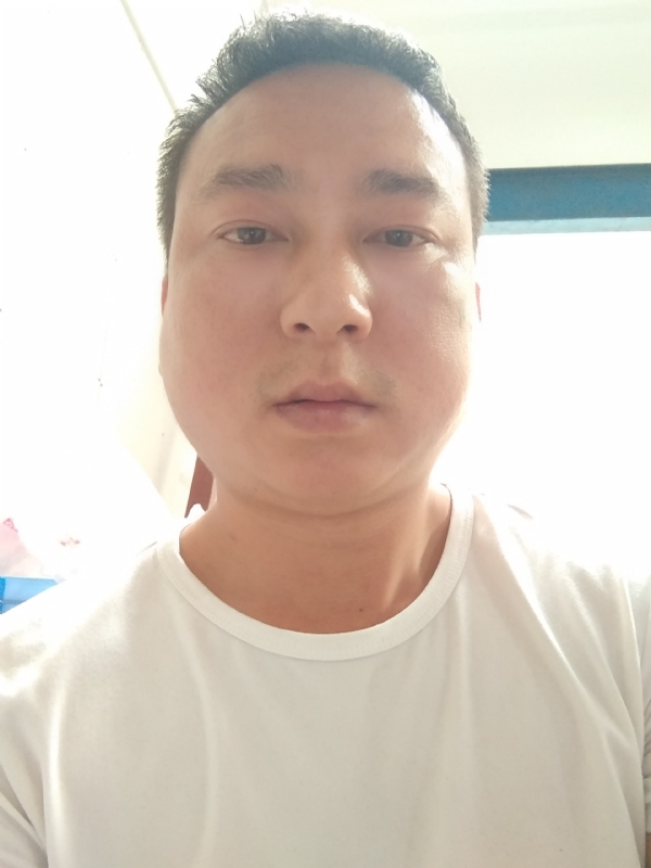 大叔的第一张照片--新乡相亲服务中心