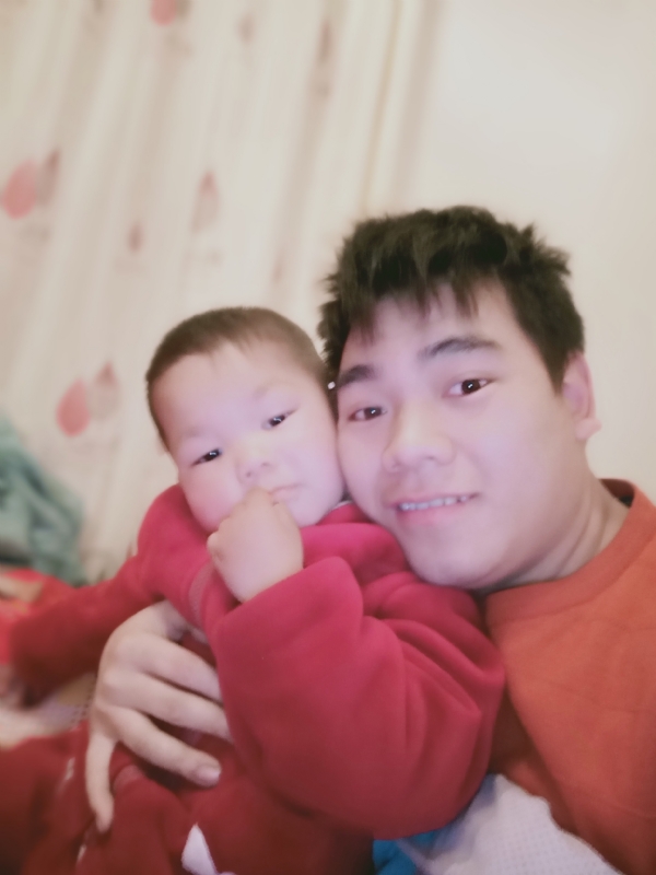 孤独一生的第一张照片--新乡相亲服务中心