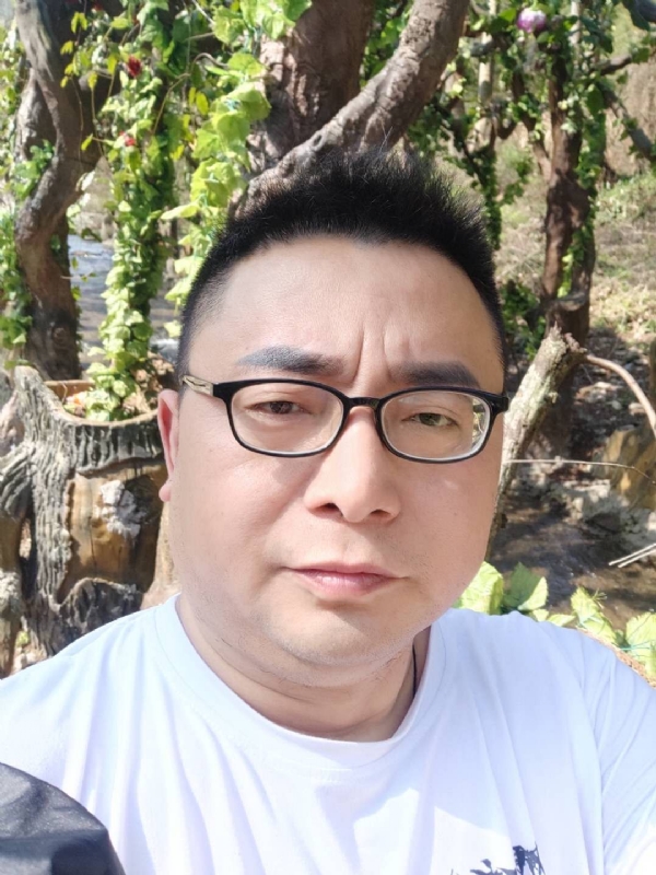 妙手仁心的第一张照片--新乡相亲服务中心